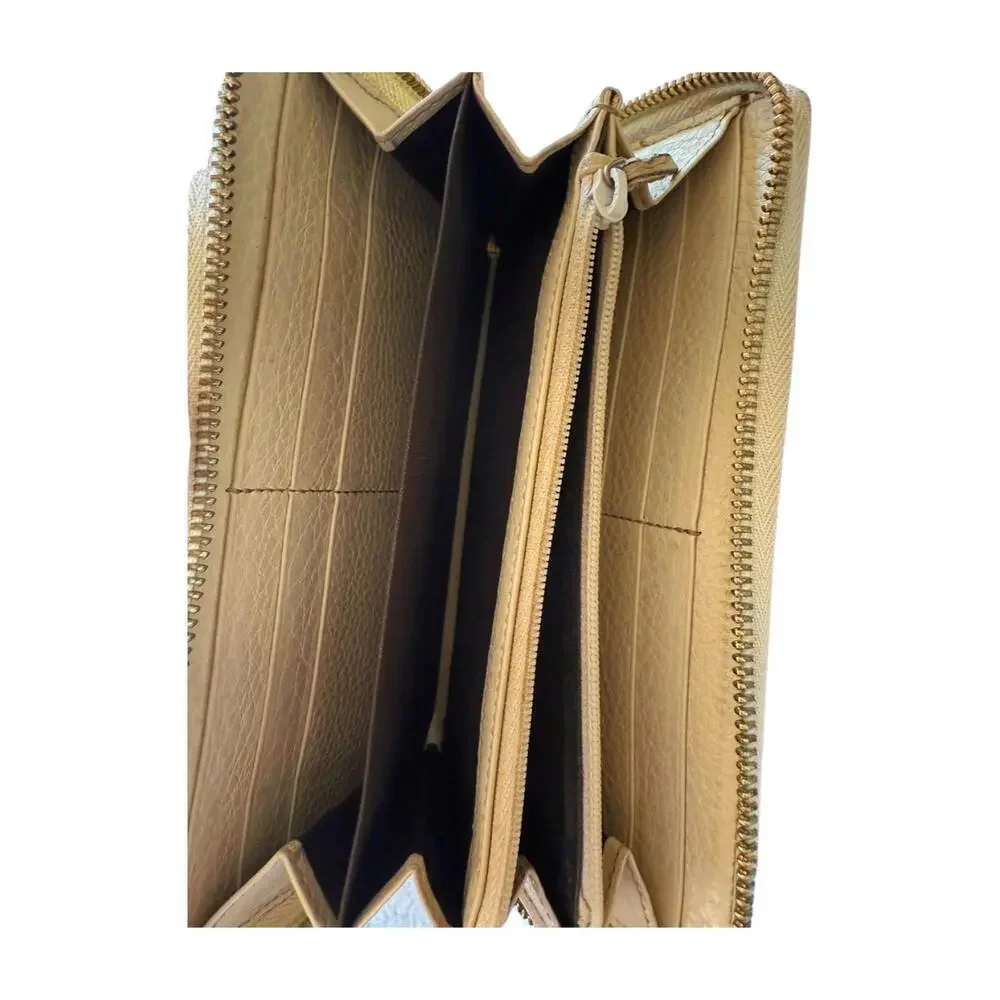 Gucci Ivory Pebbled Long Leather Zip-Around Soho Wallet - Picture 6 of 6